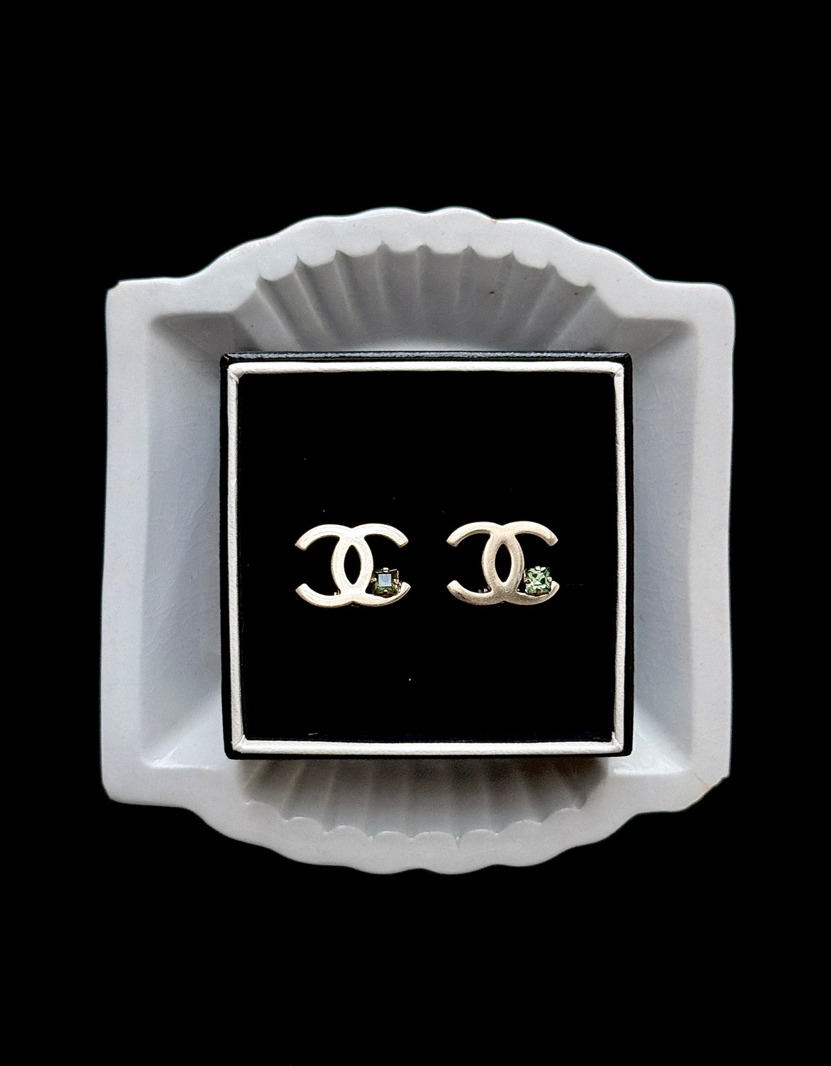 Chanel Emerald Petite Elegance - Clip