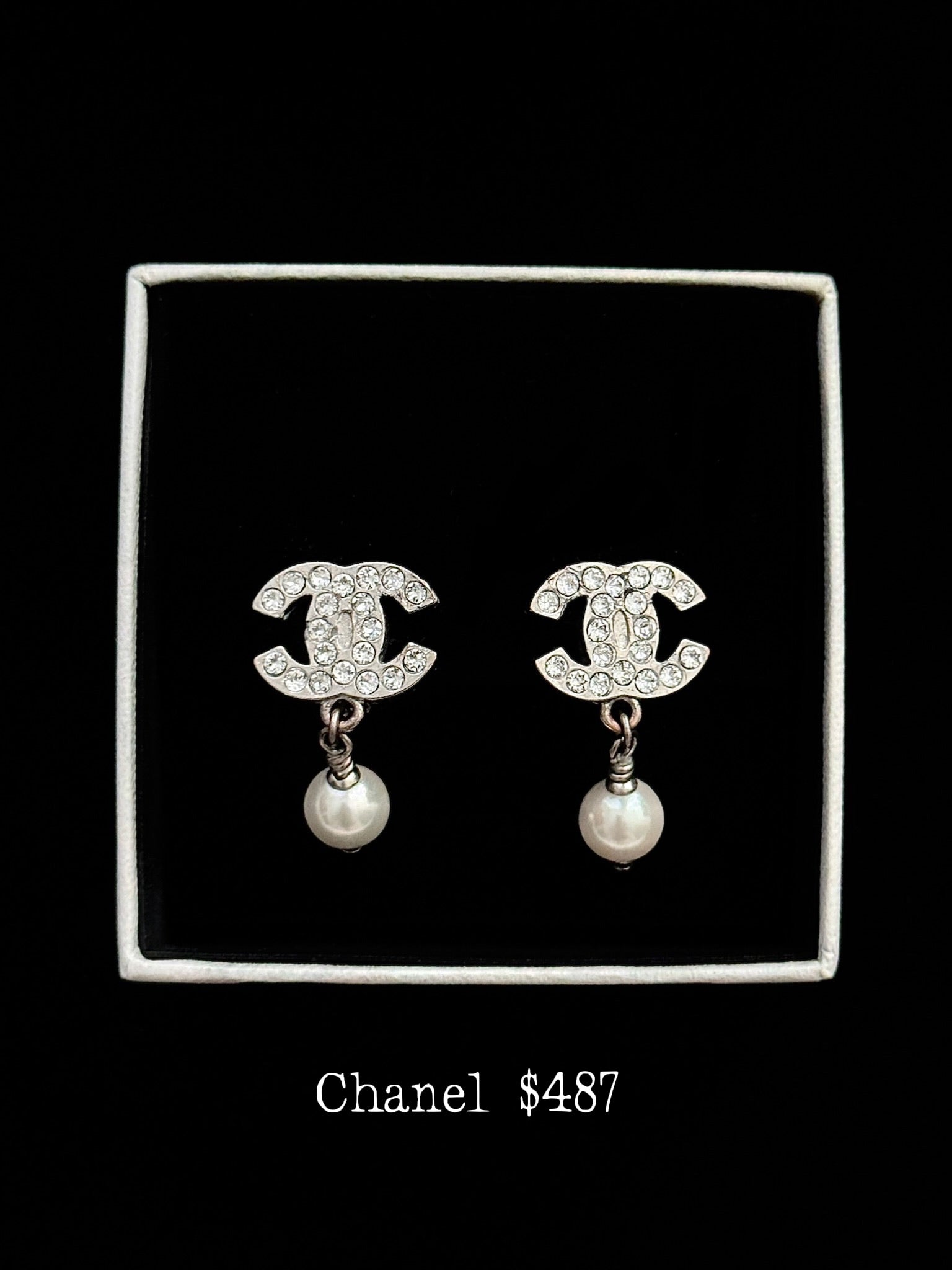 Chanel Paris Charm - Clip