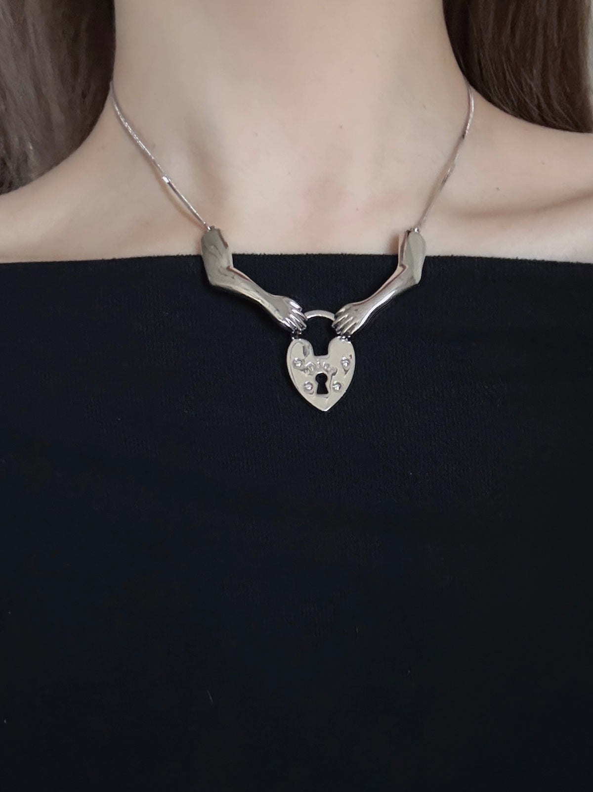 Dior Heart Carrier