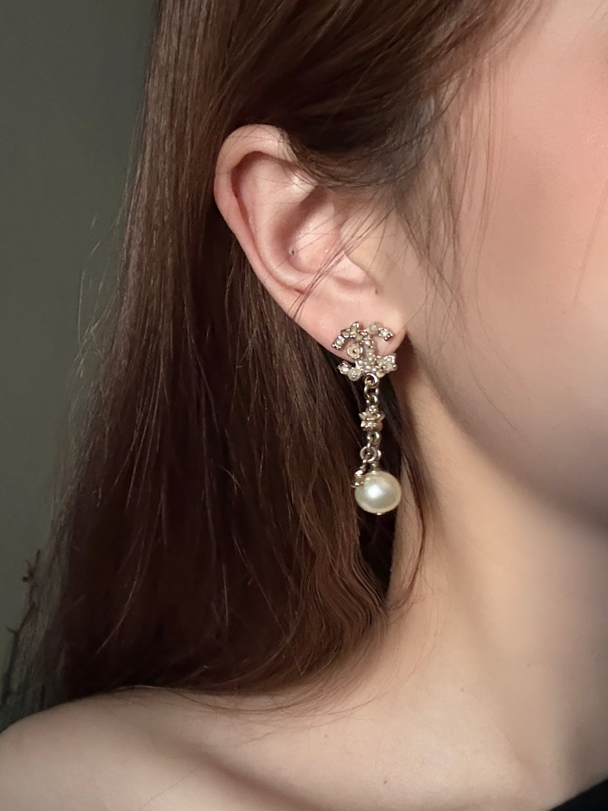 Chanel Camellia Pearl Romance