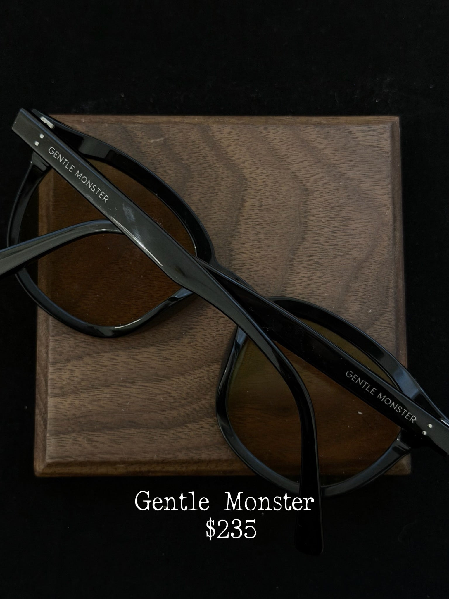 Gentle Monster Seoul Black Frame