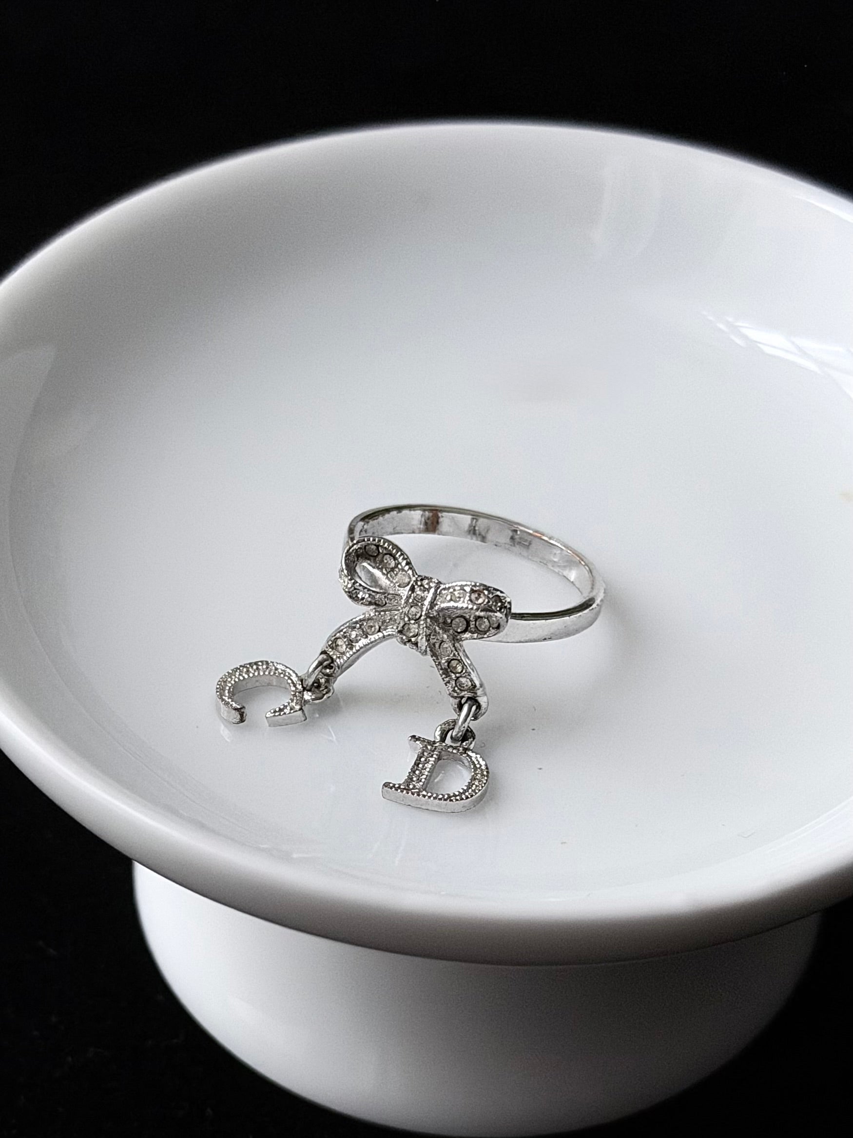 Dior Ribbon Ring - US 6