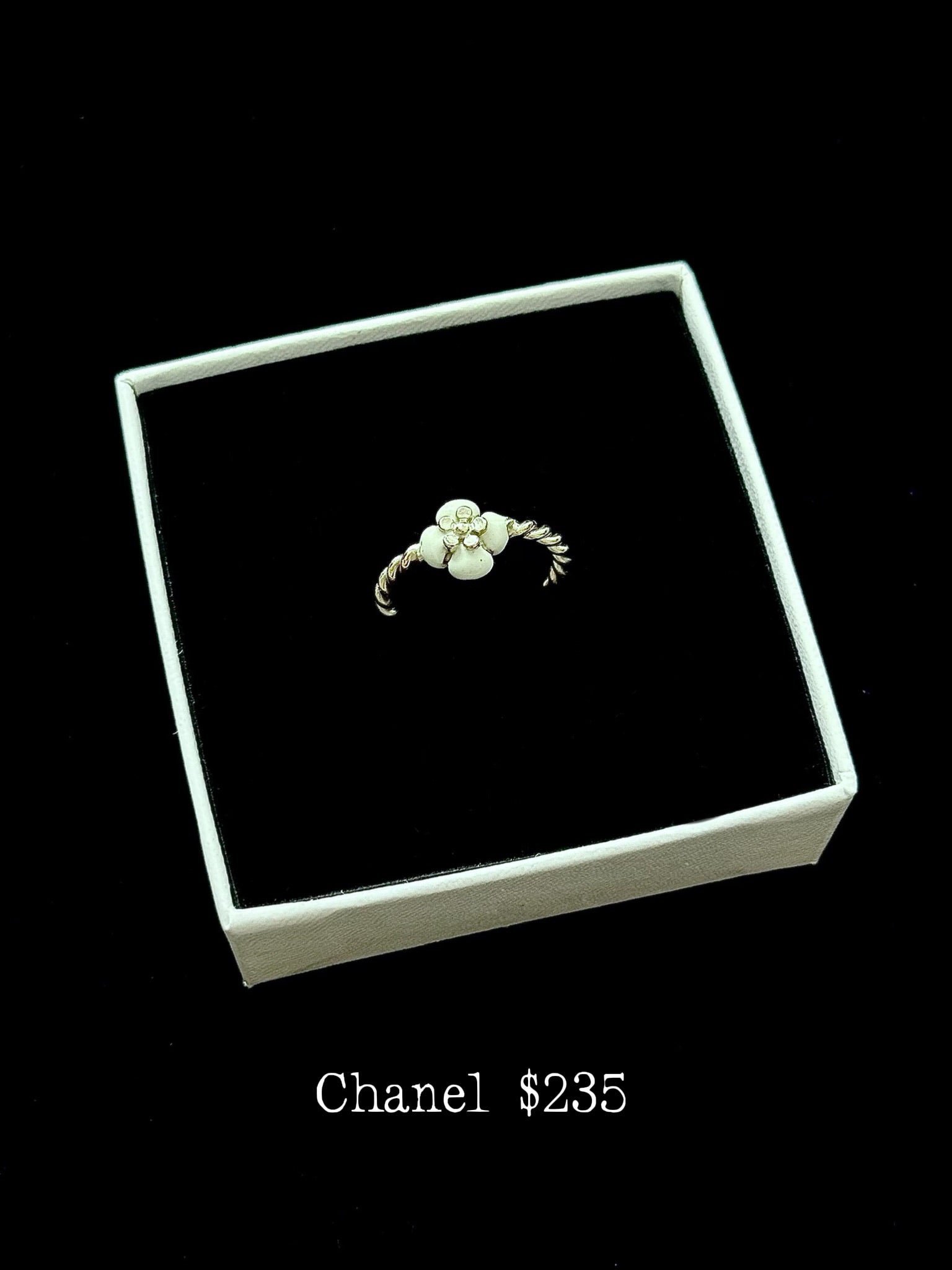 Chanel Bloom Letter - US6