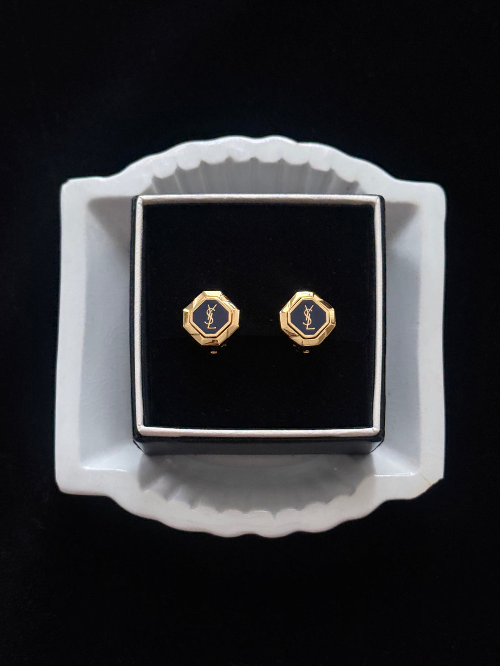 YSL Midnight Medallion - Clip