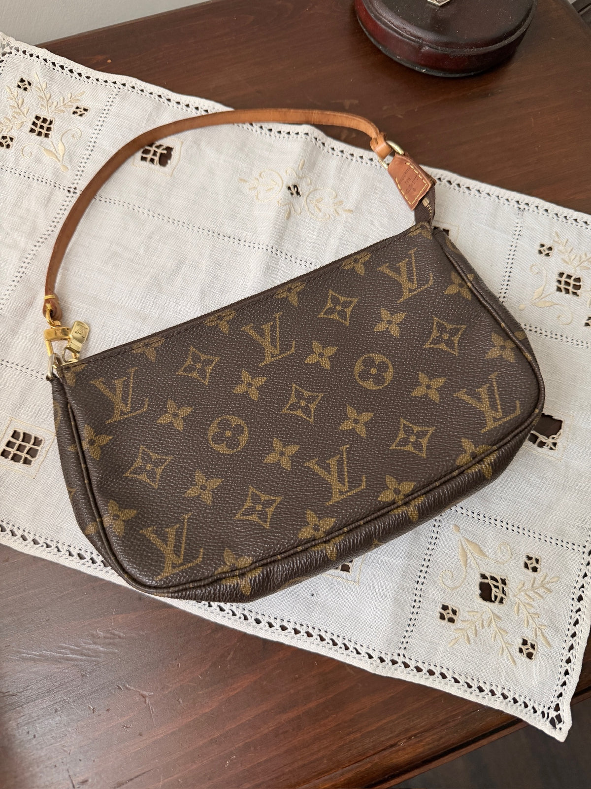 Louis Vuitton Monogram Pochette