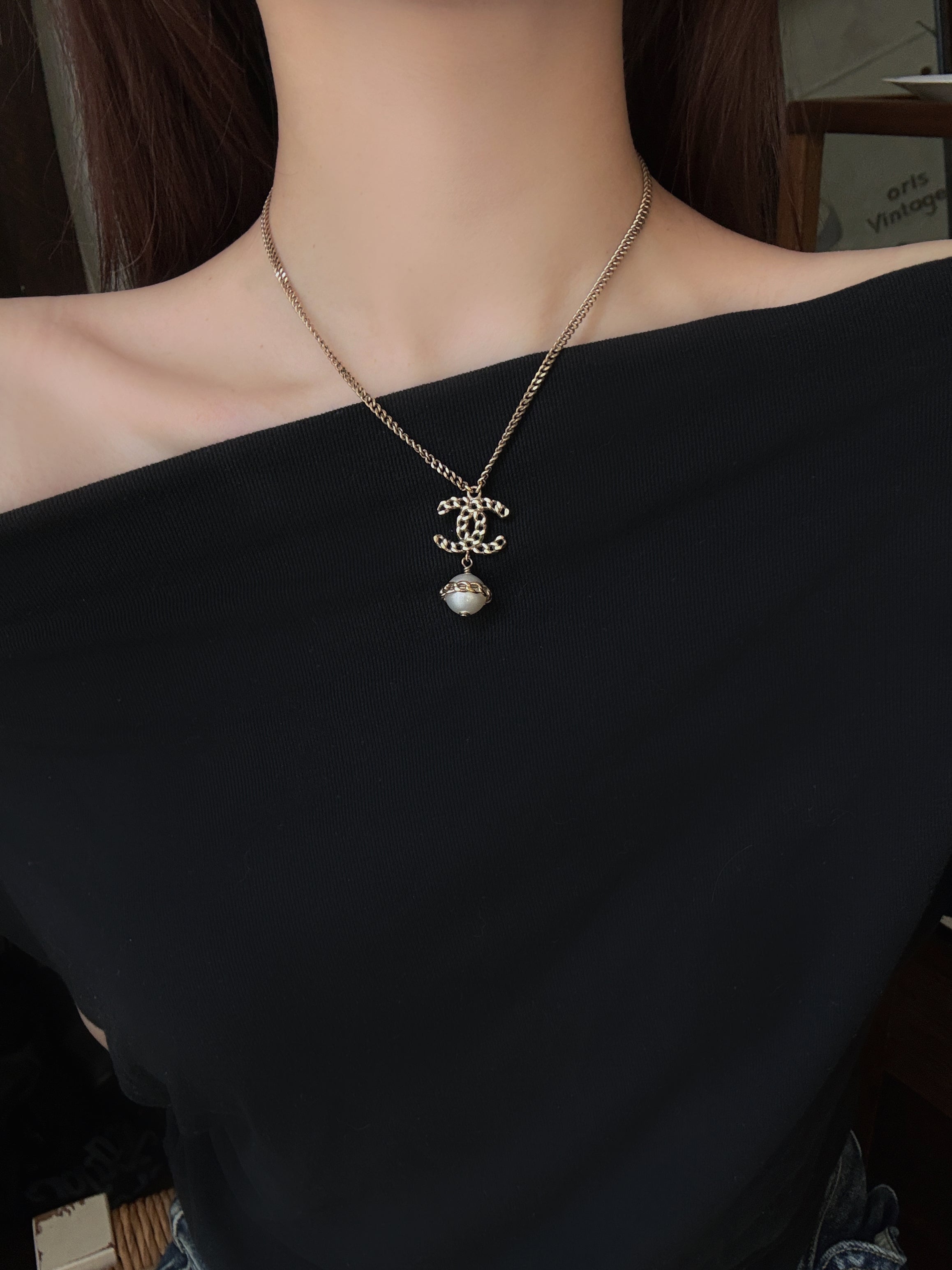 Chanel Golden Pearl Coco