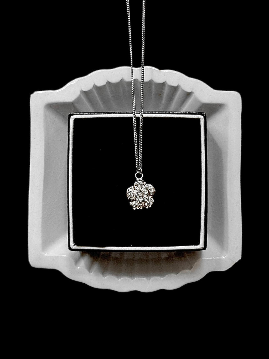 Chanel Camélia Cristal Argent