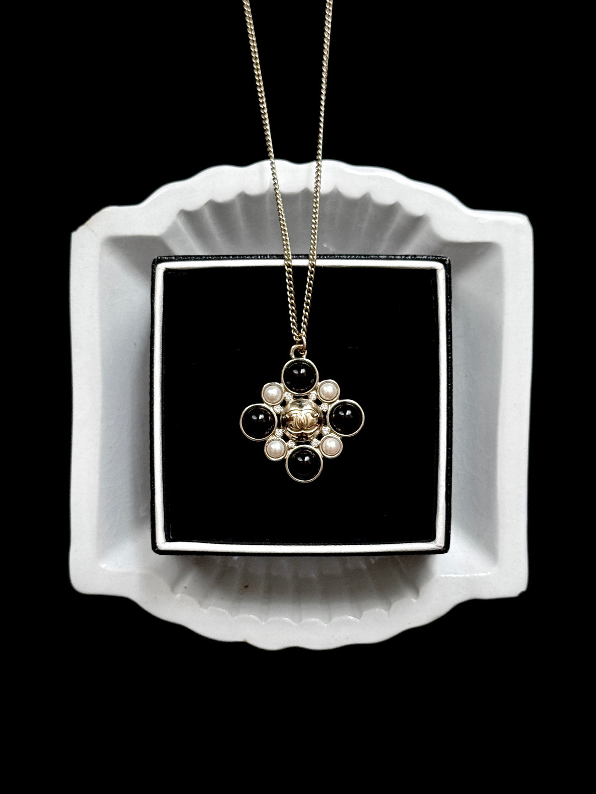 Chanel Pearl Orbit