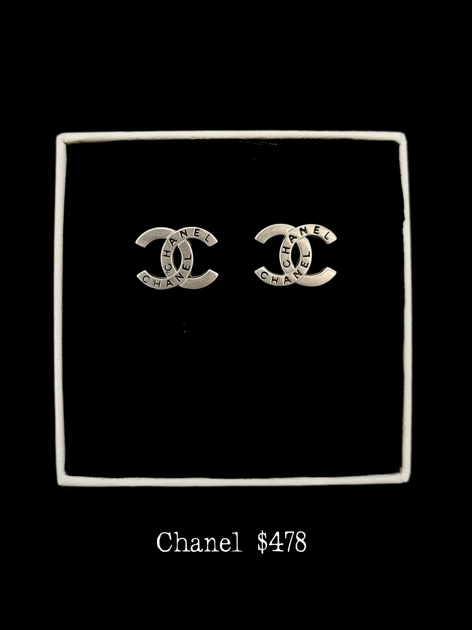 Chanel Sliver Signature