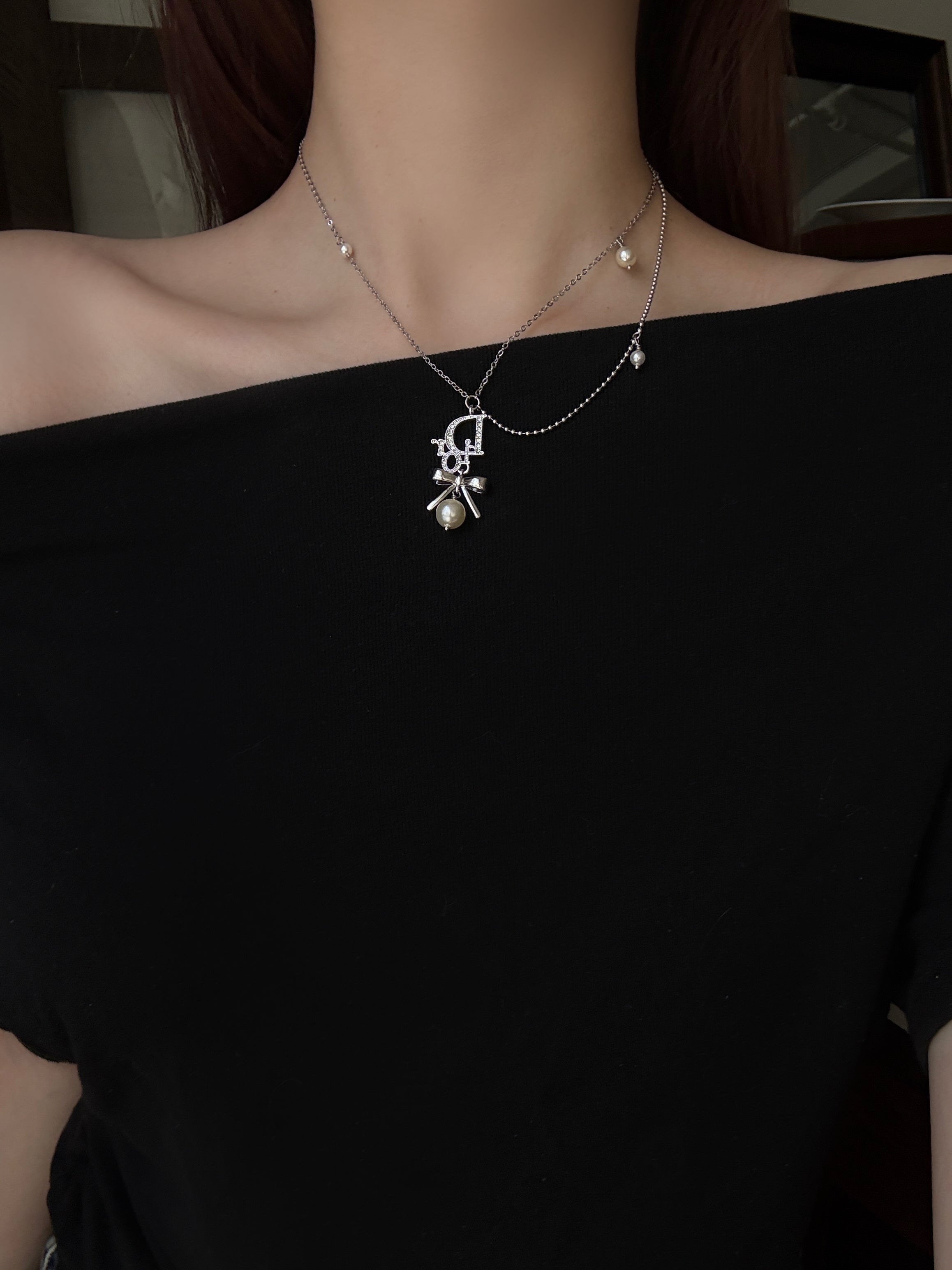 Dior Pearl Bow