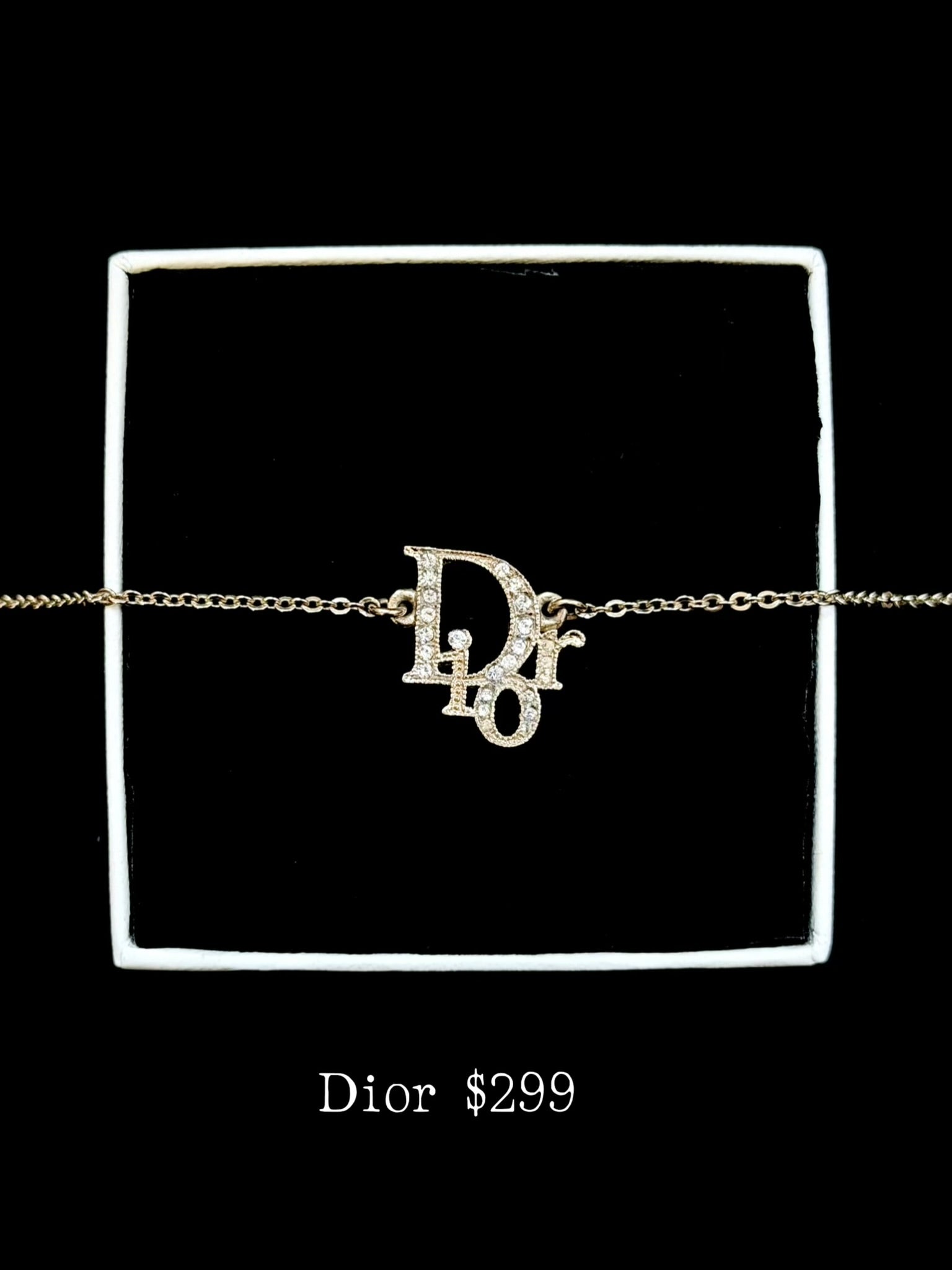 Dior Golden Muse