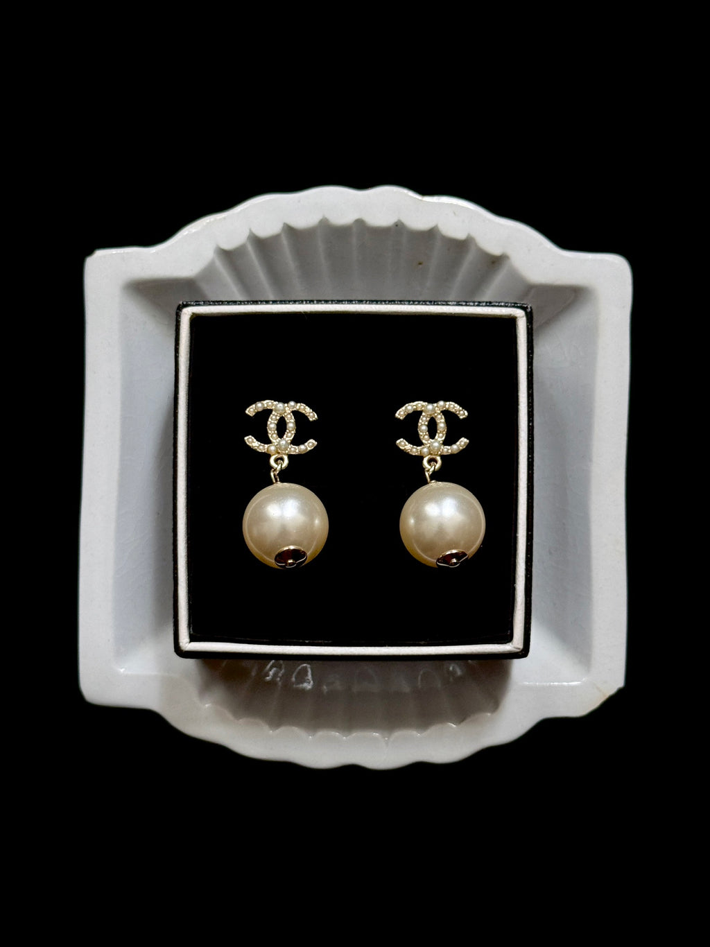 Chanel Pearl Lover