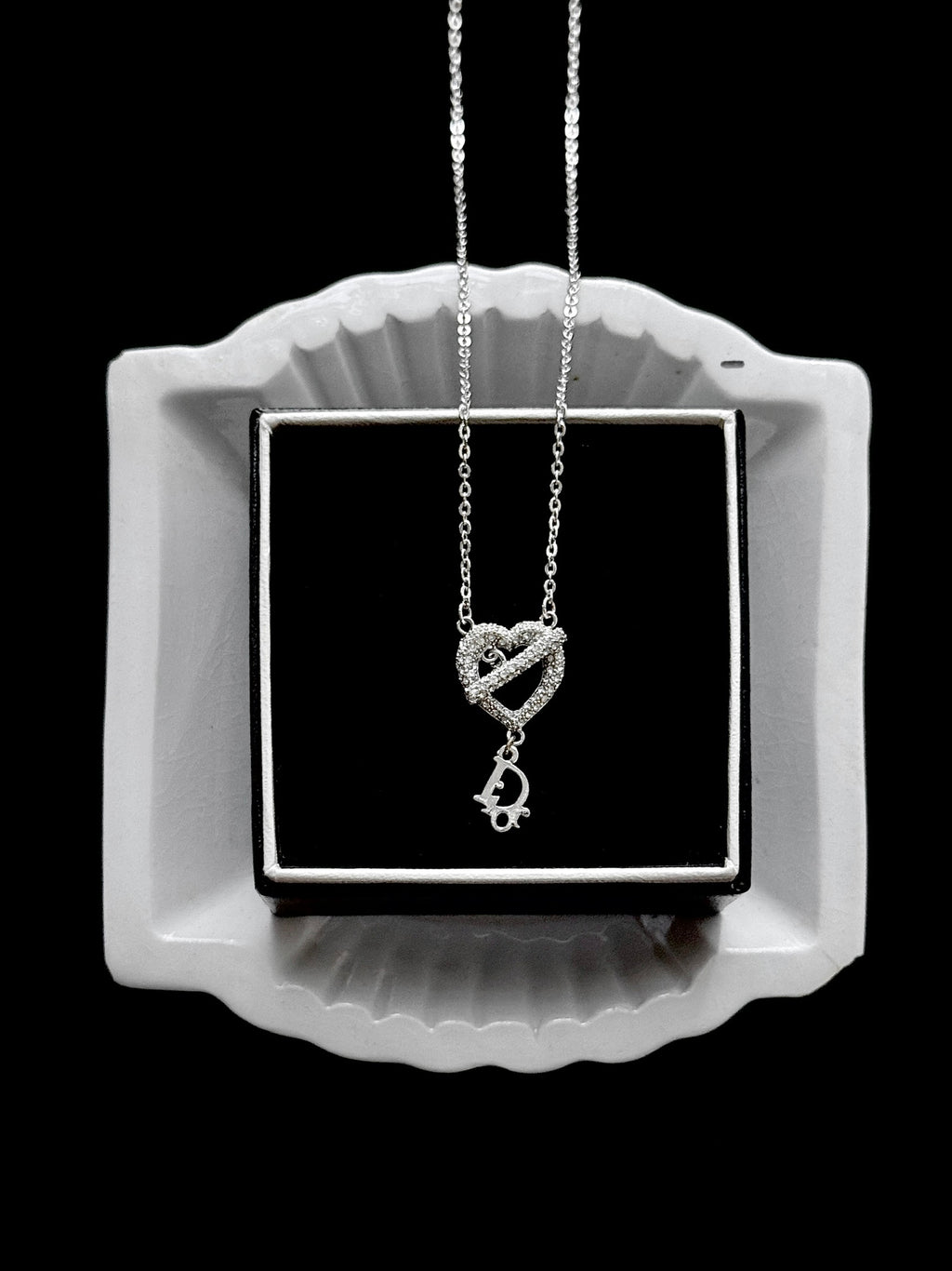 Dior Crystal Heart Romance