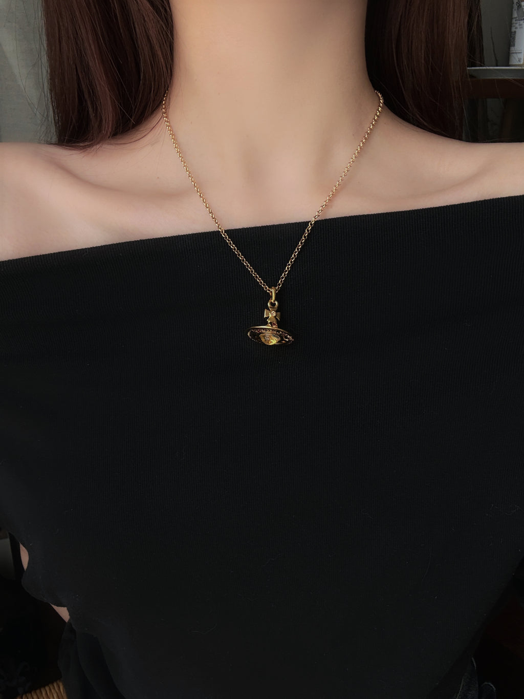 Vivienne Westwood Golden Orb Saturn