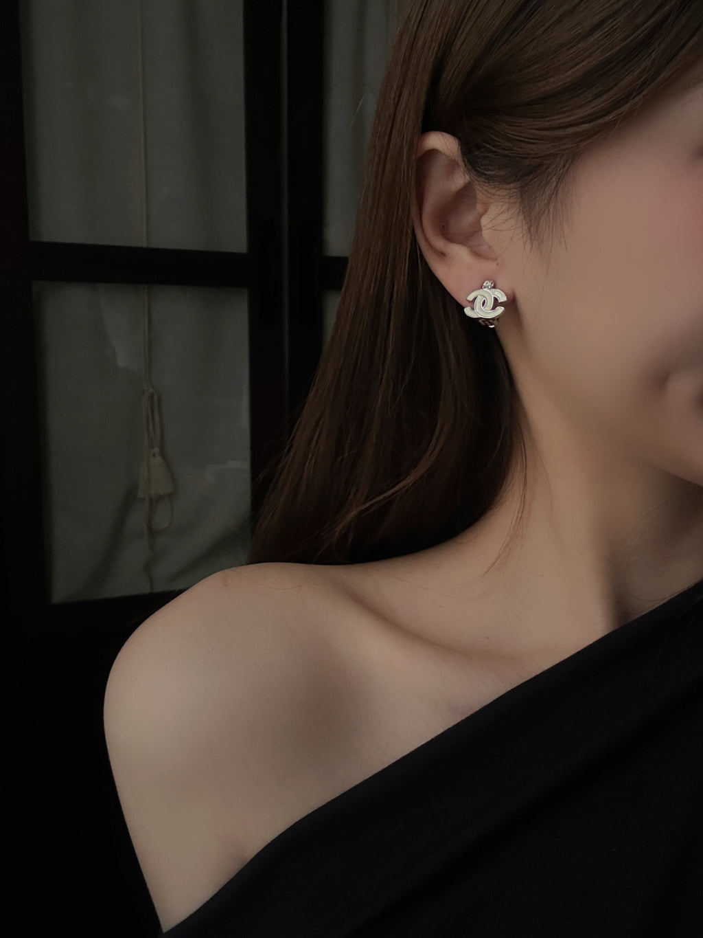 Chanel Moonstone Pearl - Clip