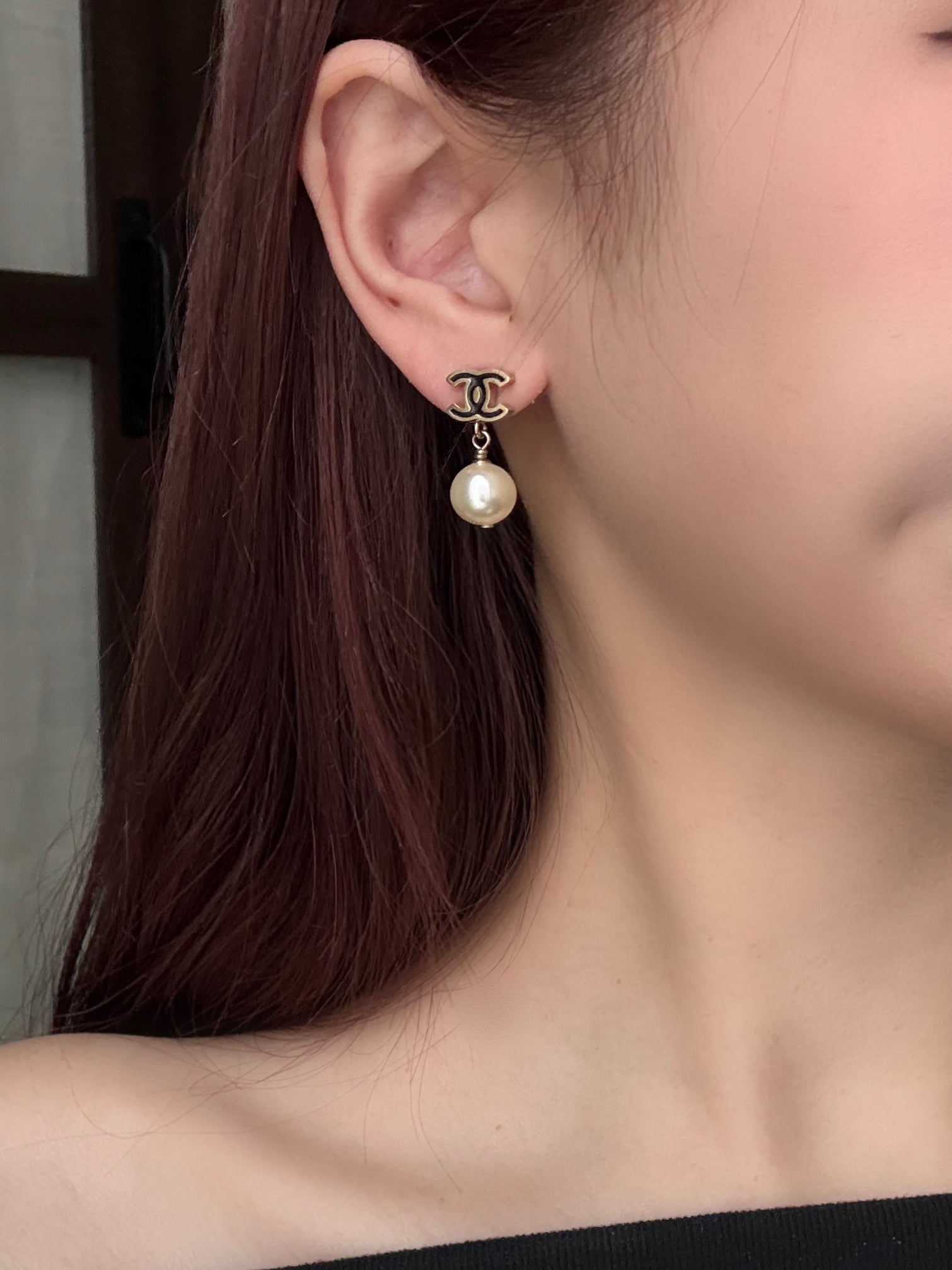 Chanel Mademoiselle Pearl