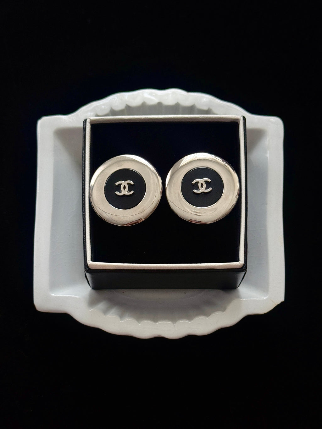 Chanel Eclipse Medallions - Clip
