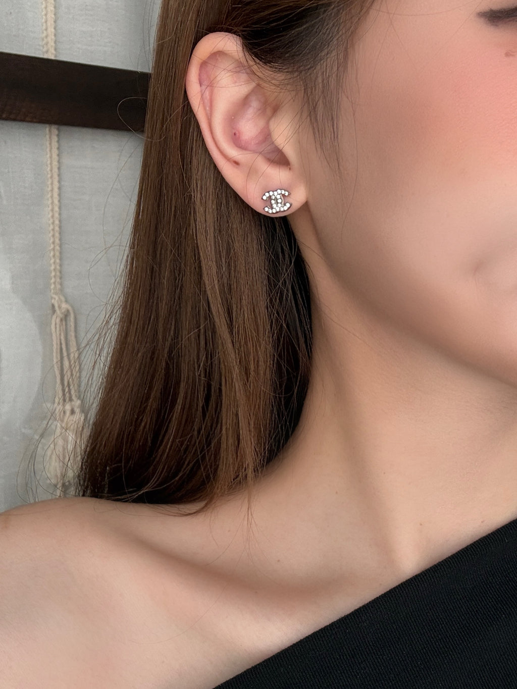 Chanel Diamond Whisper