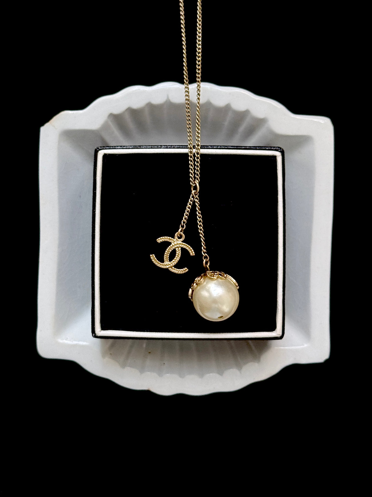 Chanel Pearl Boutique