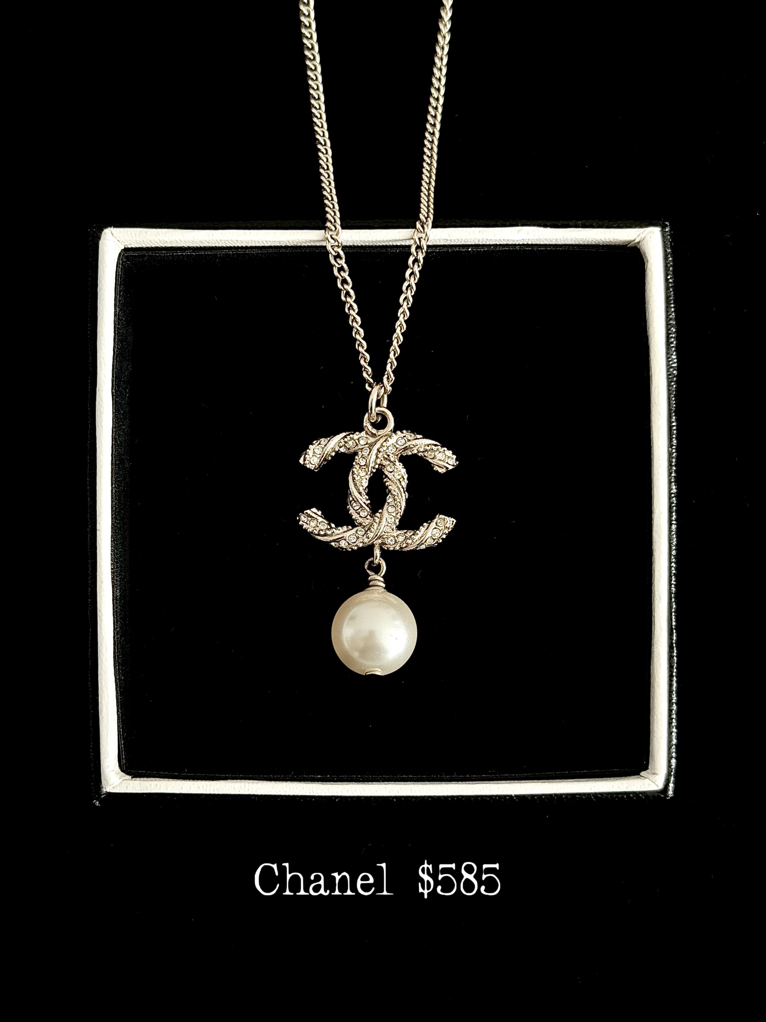 Chanel Pearl Drop CC
