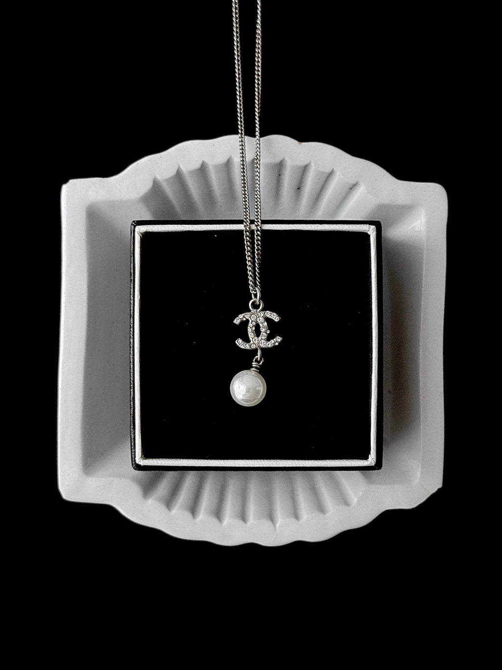 Chanel Pearl Lumiere