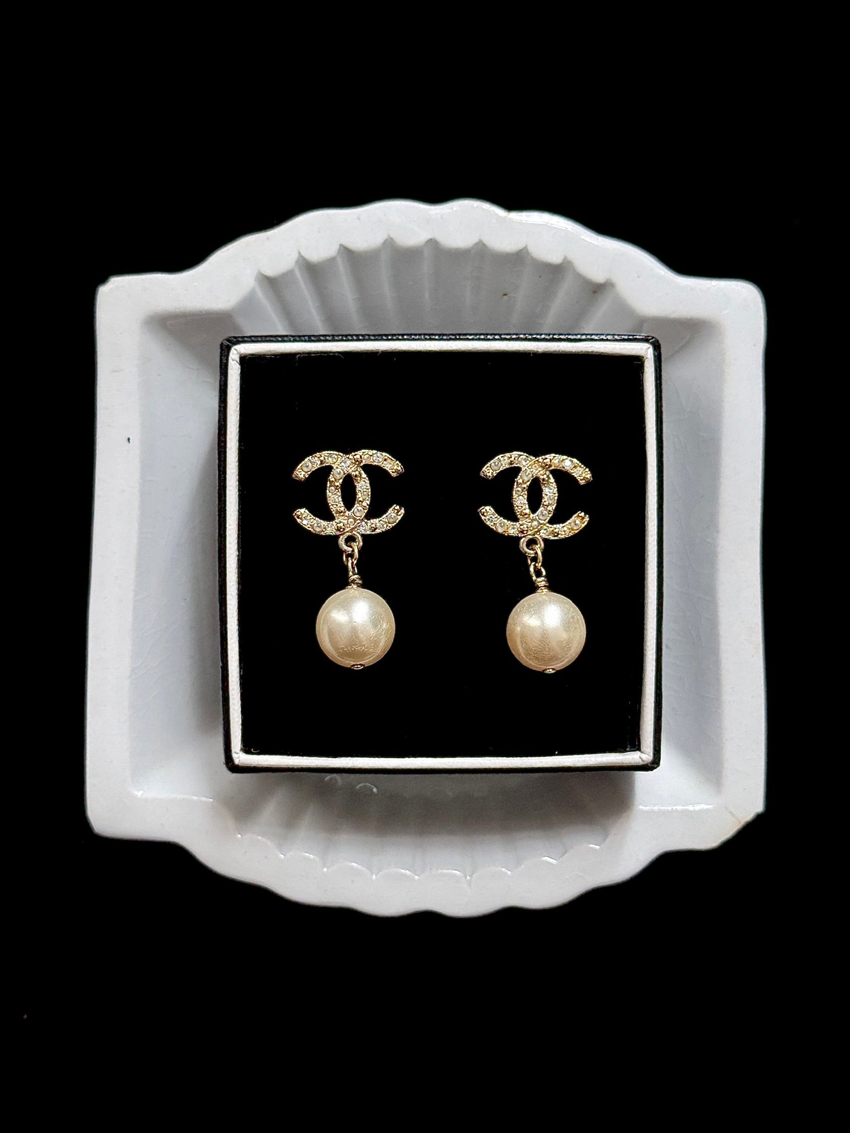 Chanel Golden Pearl Prestige
