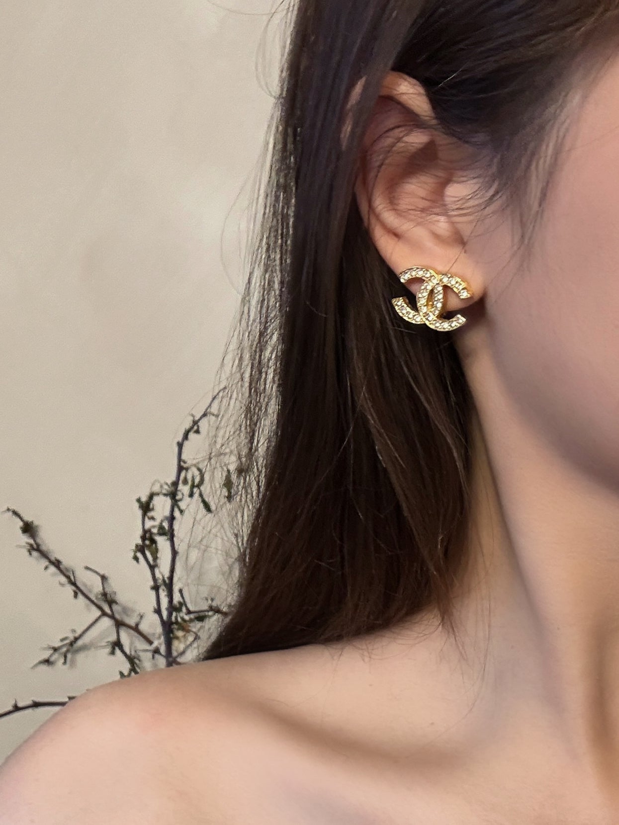 Chanel Golden Initials - Clip