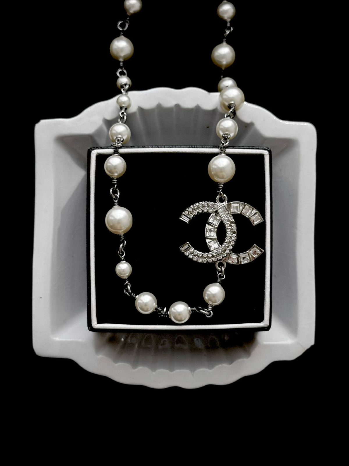 Chanel Juile Queen