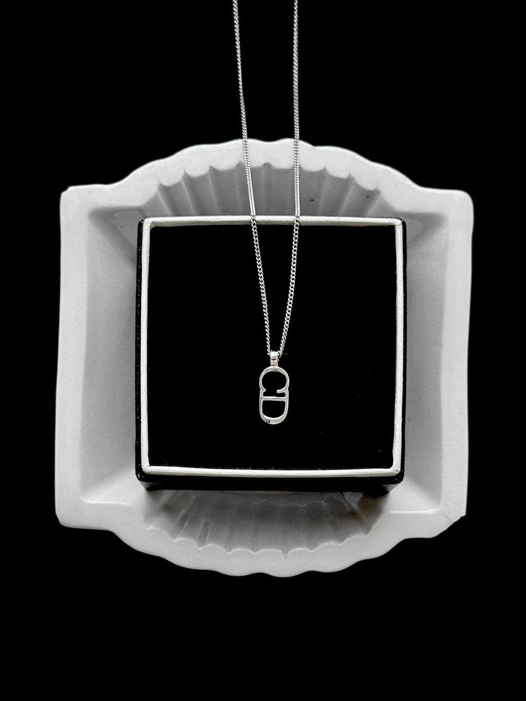 Dior Minimal Elegance