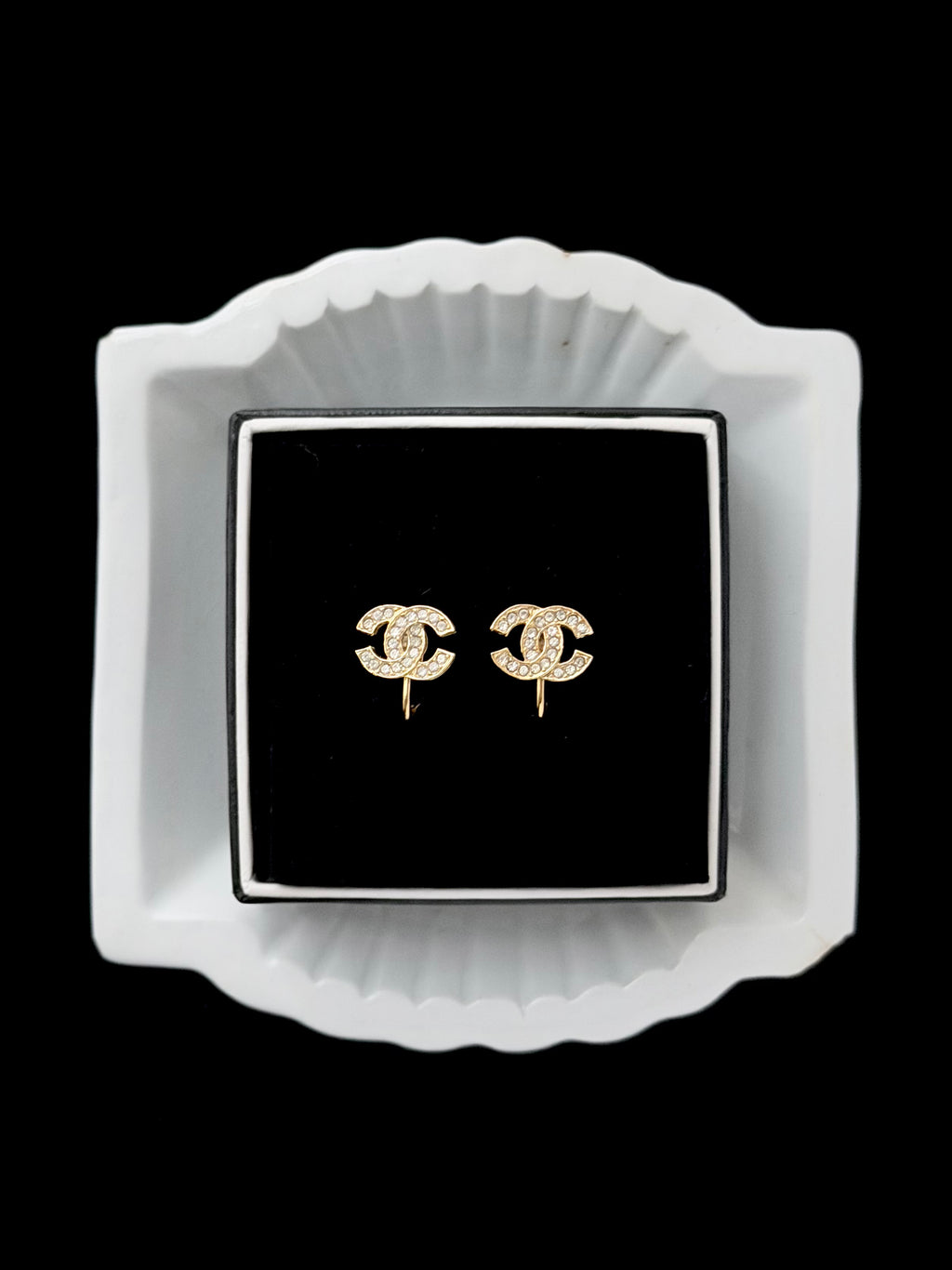 Chanel Vintage Loop - clip