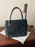 Chanel Noir Matelassé Cabas