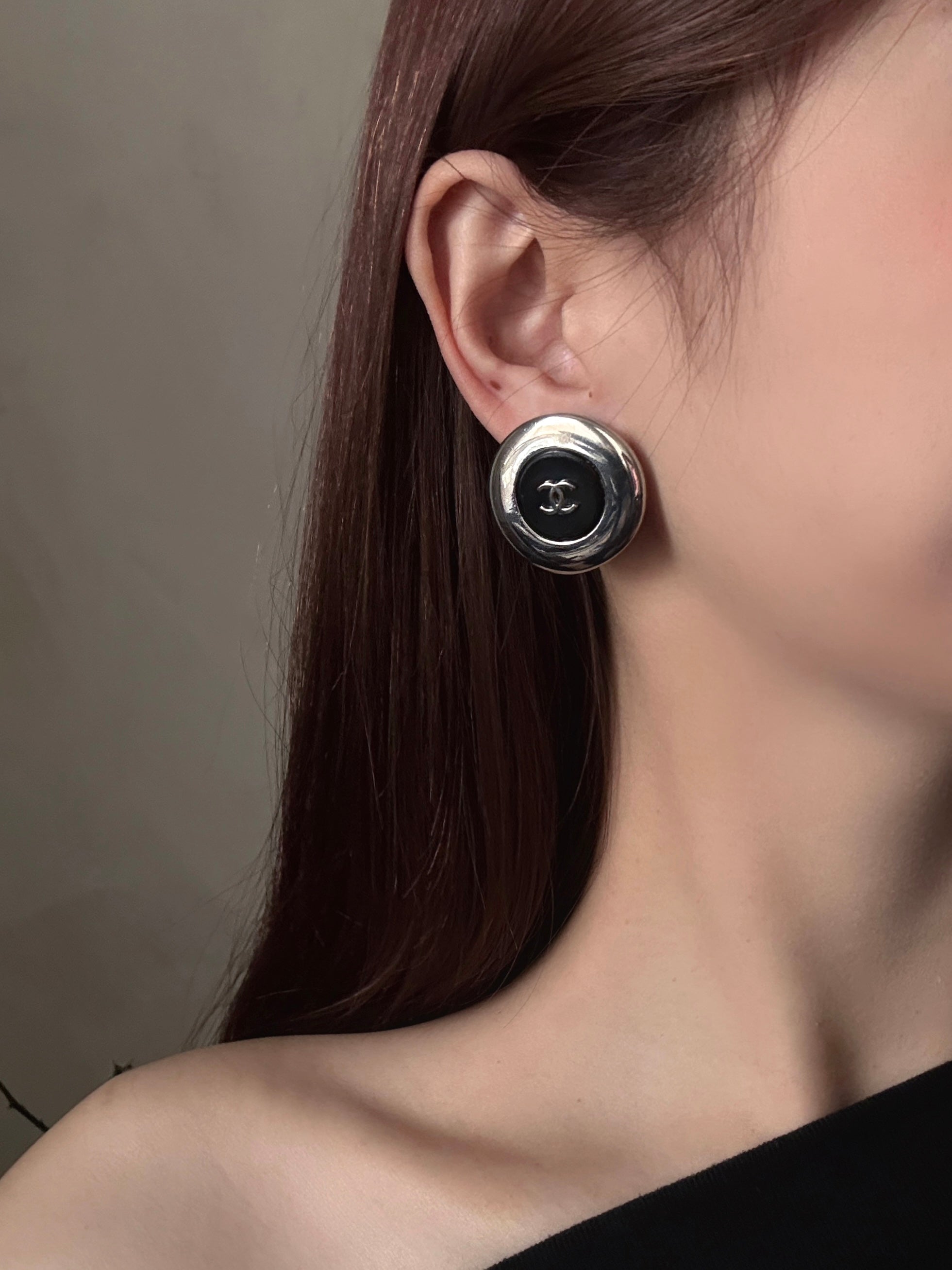 Chanel Eclipse Medallions - Clip
