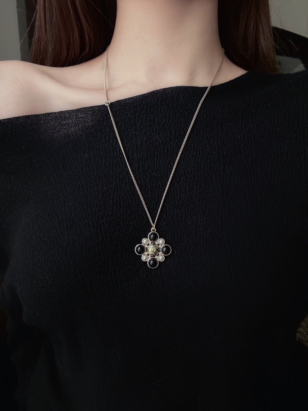 Chanel Pearl Orbit