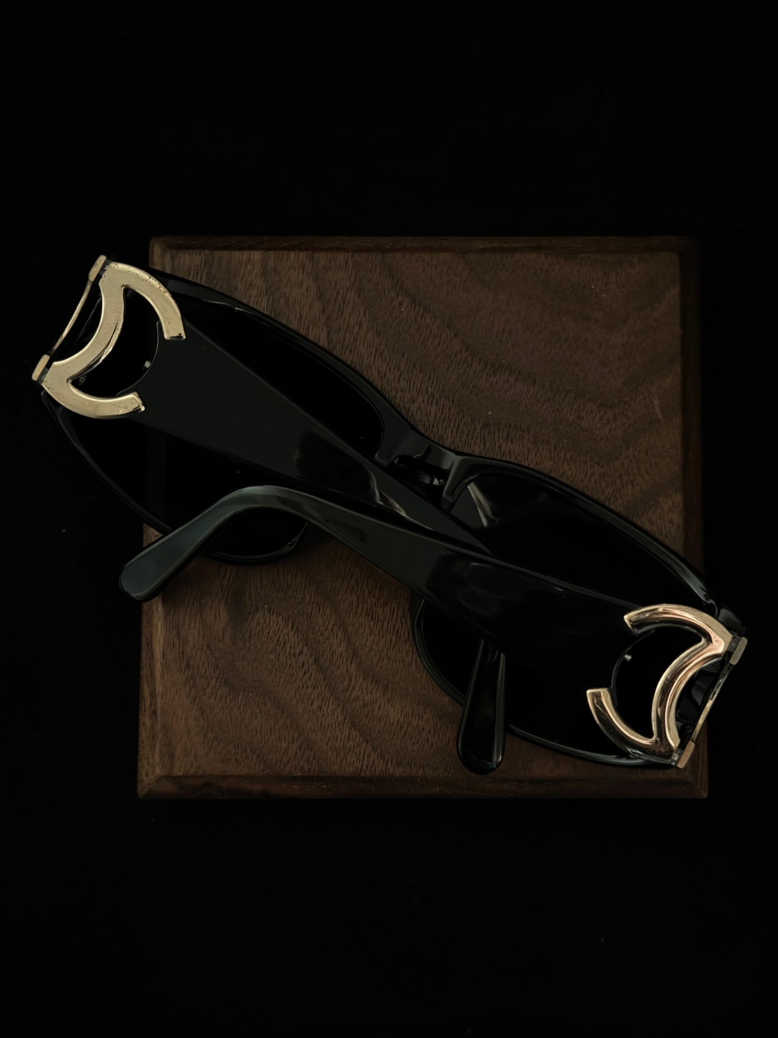 Chanel Bold CC Frame