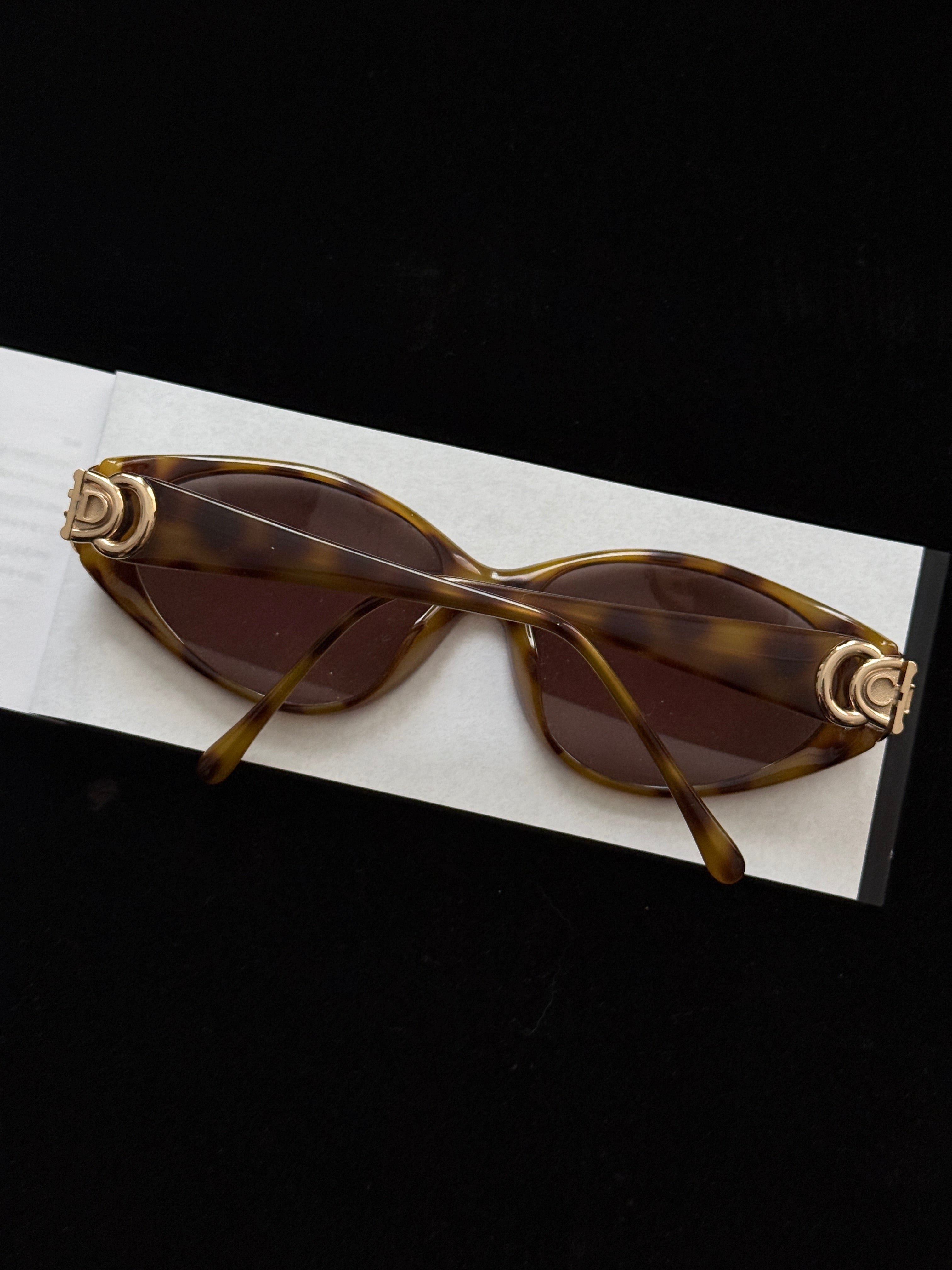 Dior Tortoise Élan