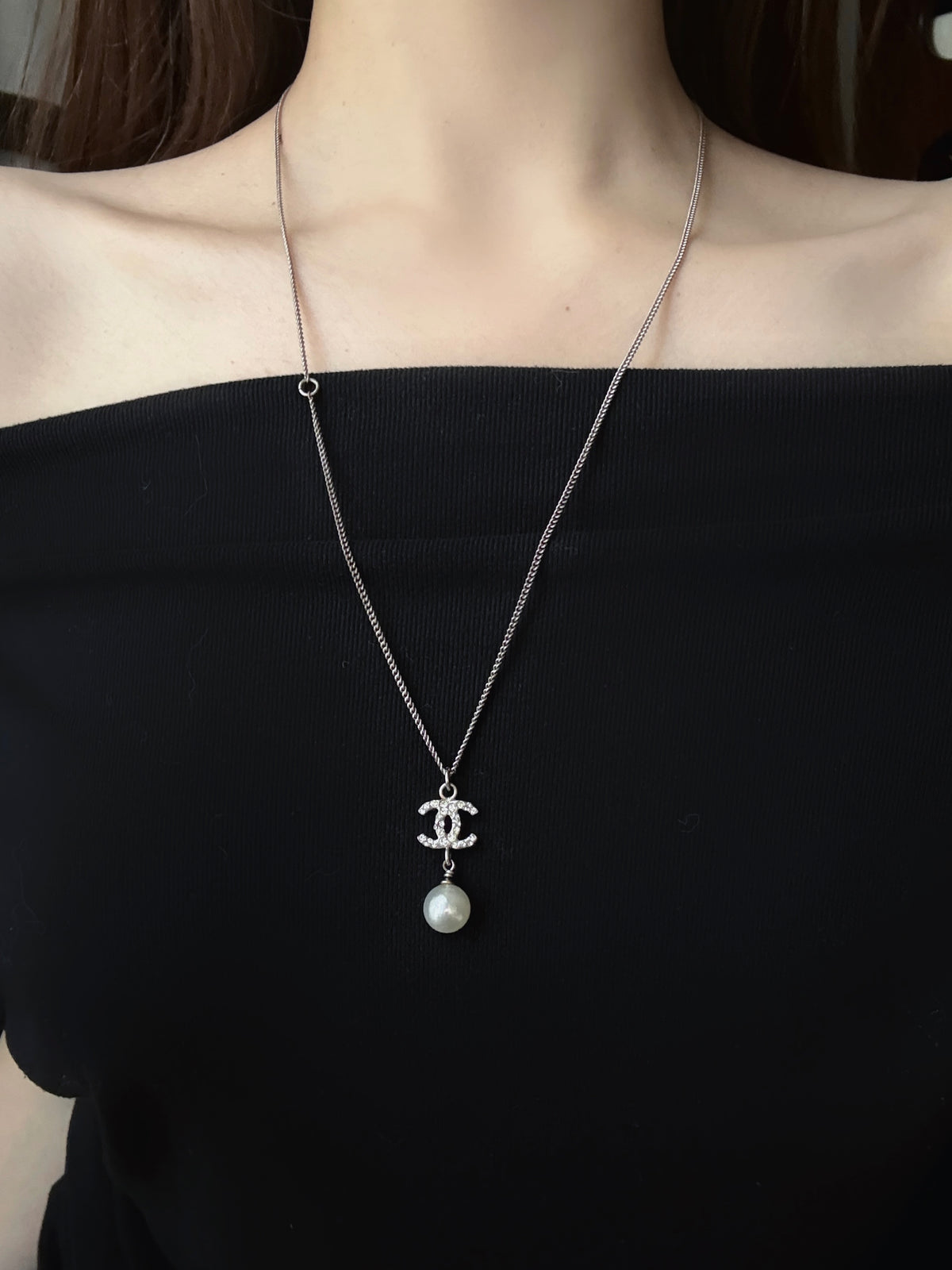 Chanel Pearl Lumiere