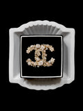Chanel Camélia Perlée Broche
