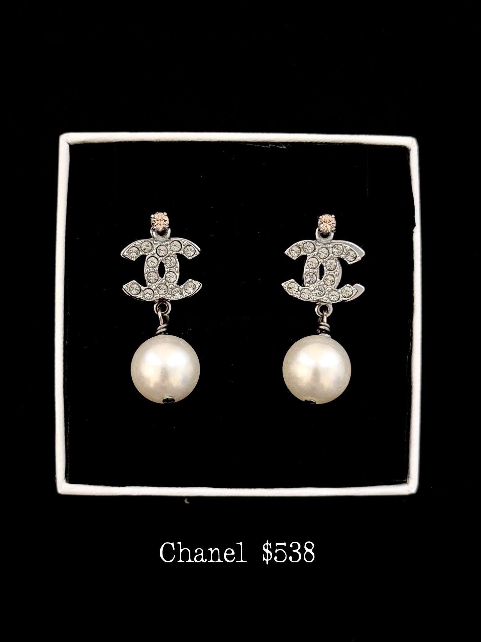 Chanel Pearl Lumière