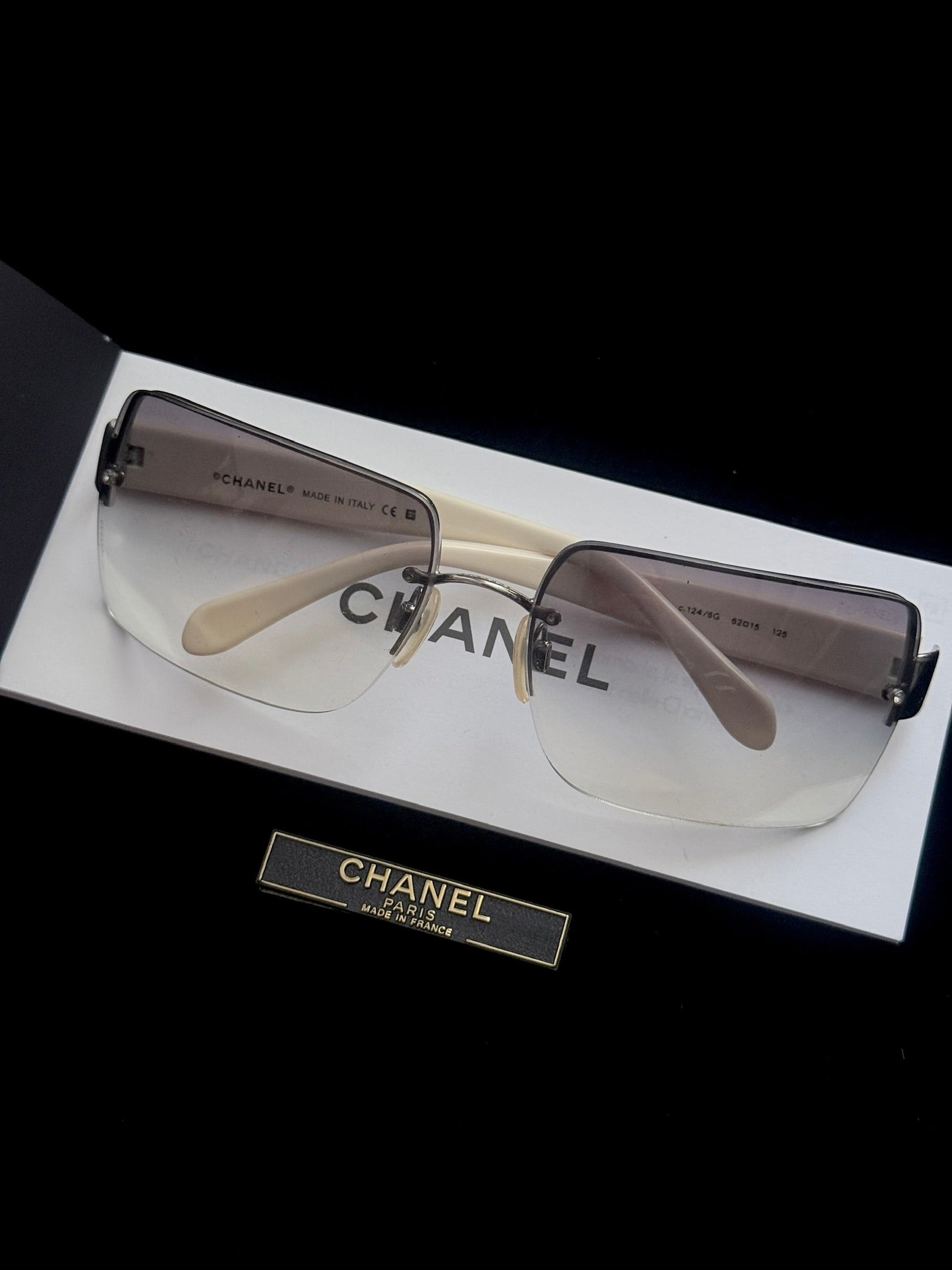 Chanel Lumière Rimless