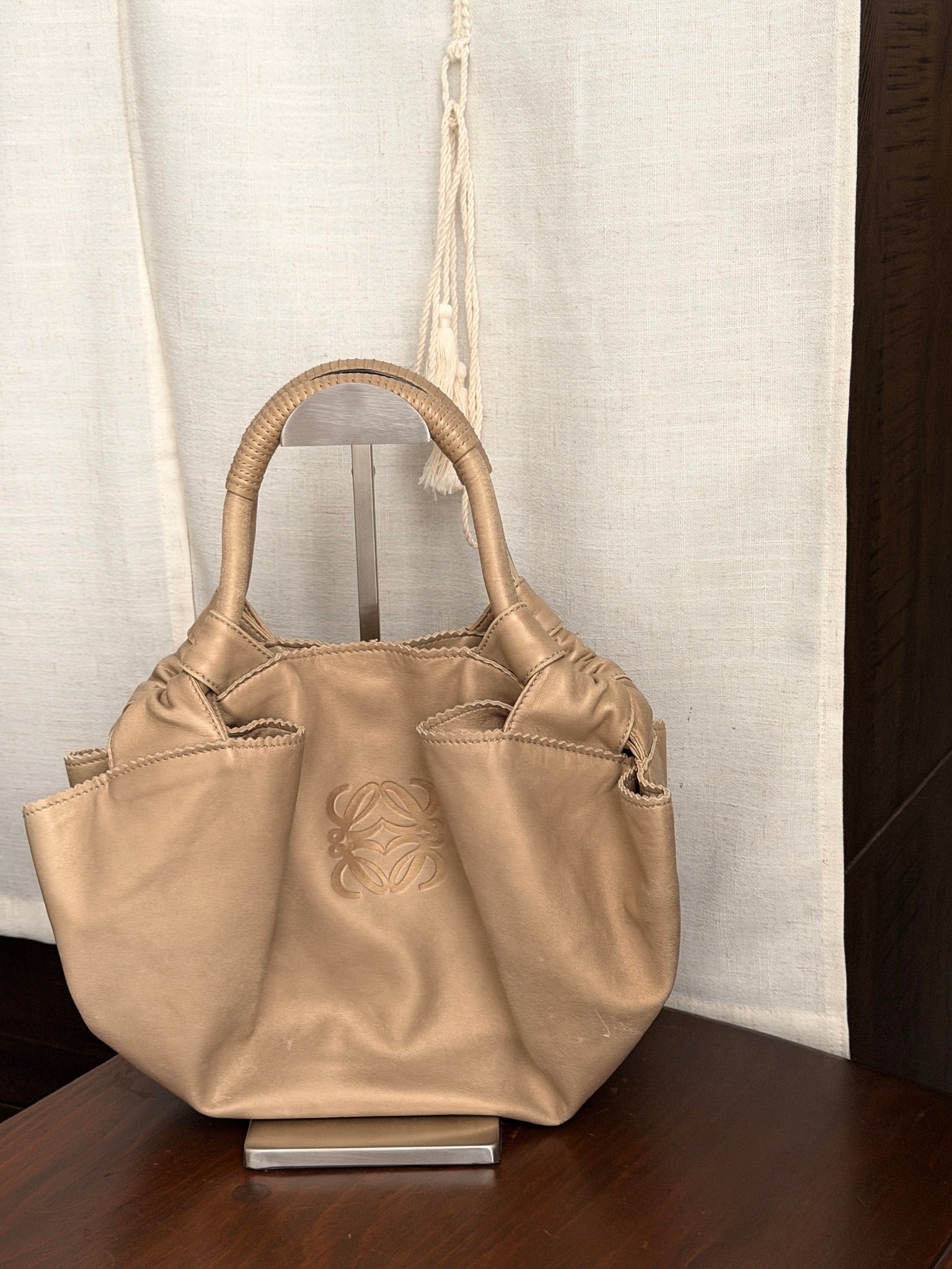Loewe Golden Dune