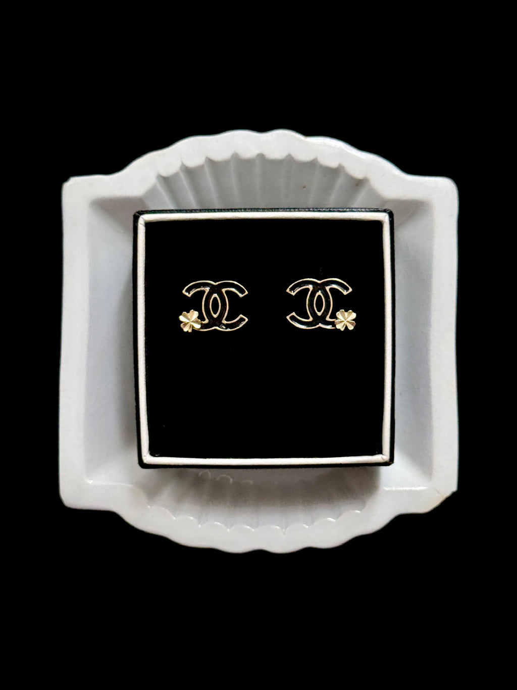 Chanel Camélia Prestige Studs