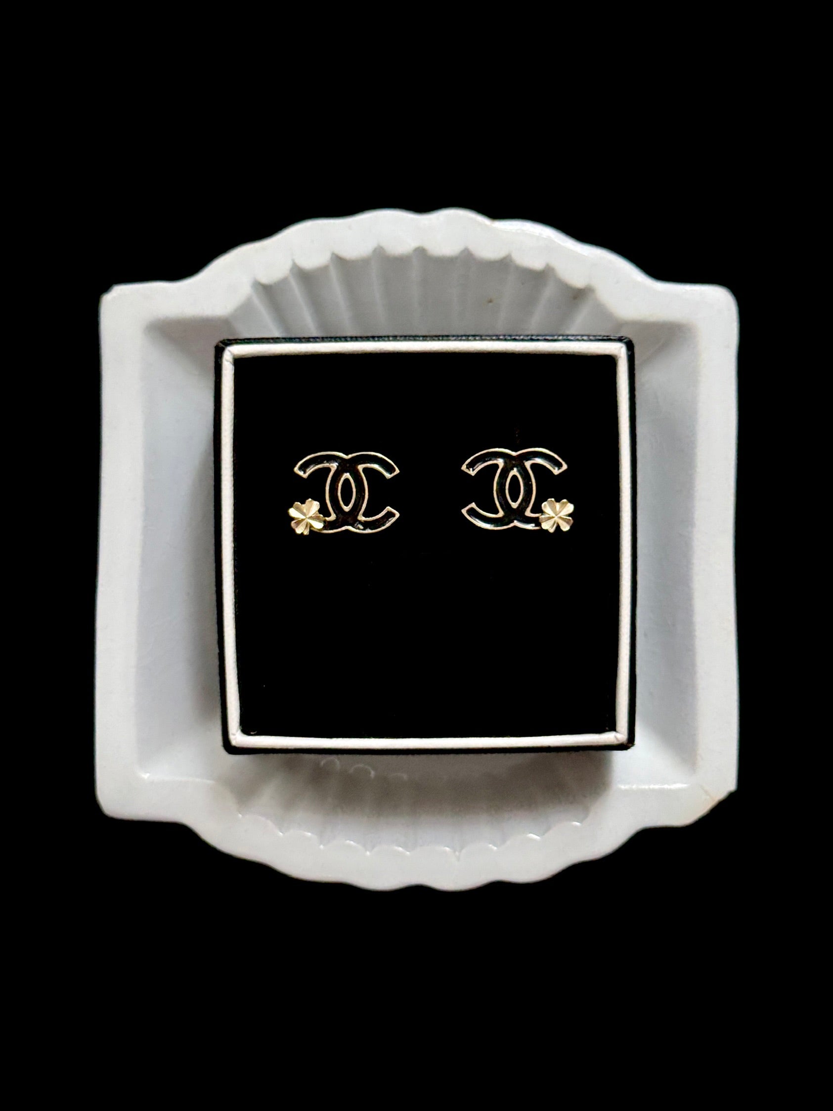 Chanel Camélia Prestige Studs