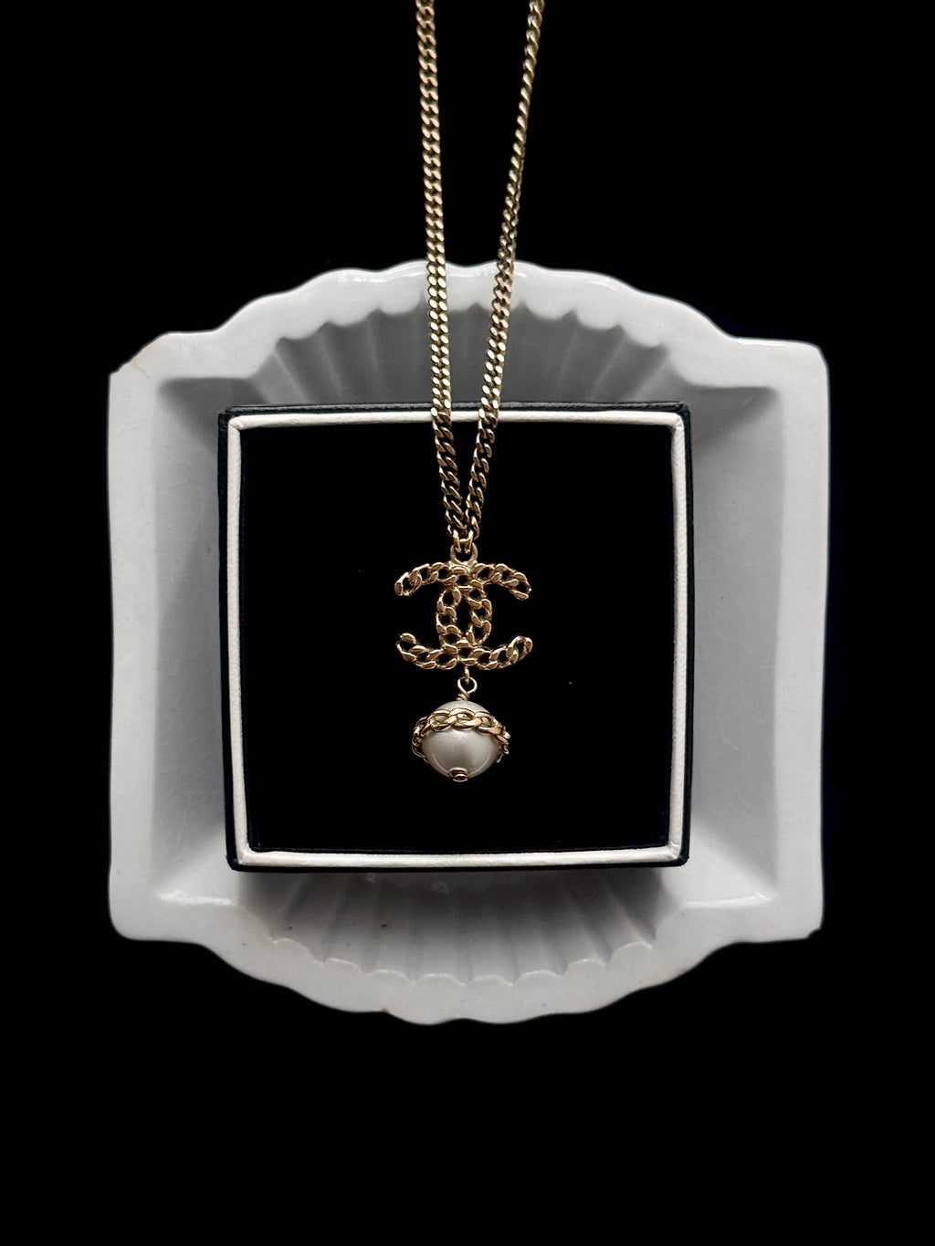 Chanel Golden Pearl Coco