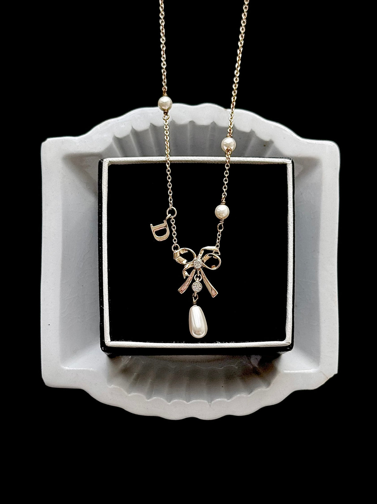 Dior Elegance Bow