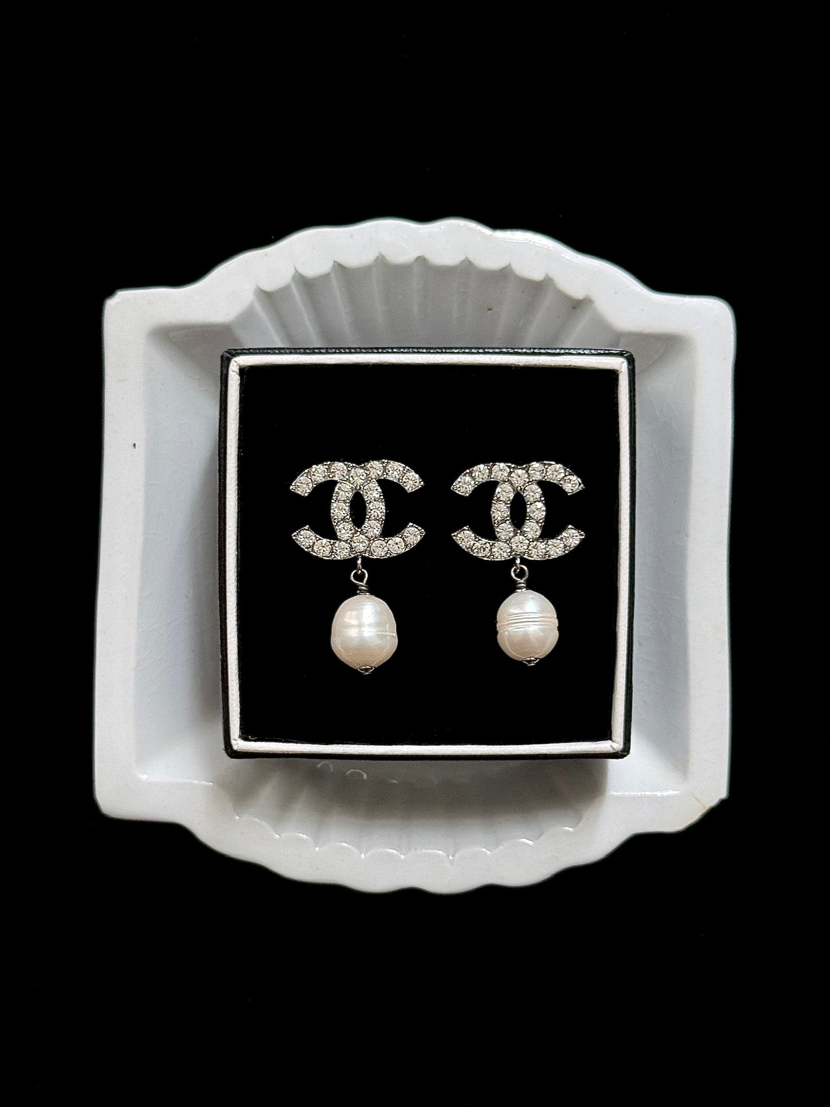 Chanel Haute Perle